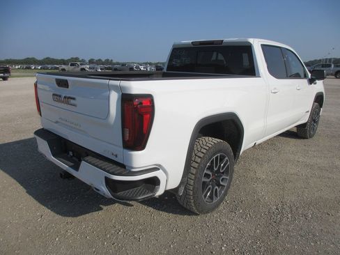 New 2026 GMC Sierra 1500 AT4 w/ AT4 Premium Package AWD/4WD image 5