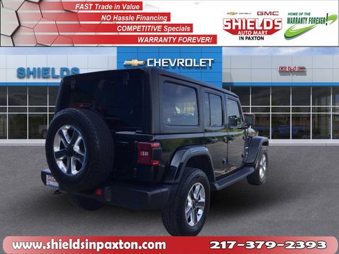 Used 2022 Jeep Wrangler Unlimited Sahara w/ LED Lighting Group AWD/4WD image 6