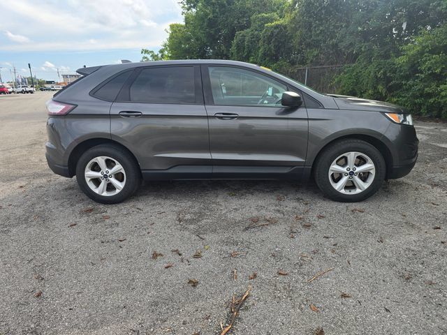 Used 2017 Ford Edge SE AWD/4WD image 2