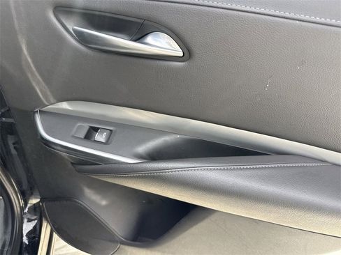 Used 2023 Cadillac XT4 Premium Luxury image 29