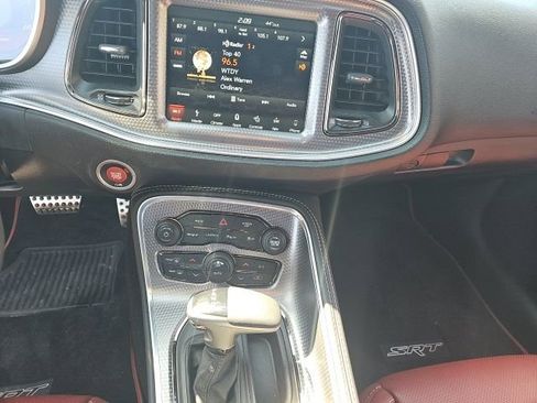 Used 2019 Dodge Challenger SRT Hellcat Redeye image 9