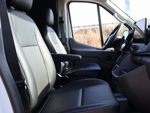 New 2026 Ford Transit 250 148 Medium Roof Extended AWD w/ Load Area Protection Package image 10