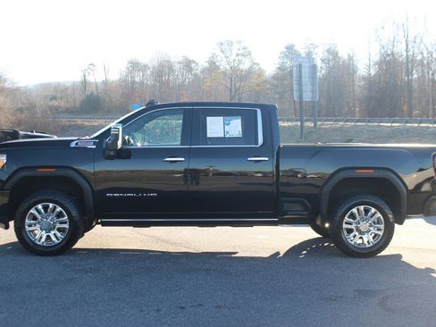Used 2023 GMC Sierra 2500 Denali w/ Denali Ultimate Package image 4
