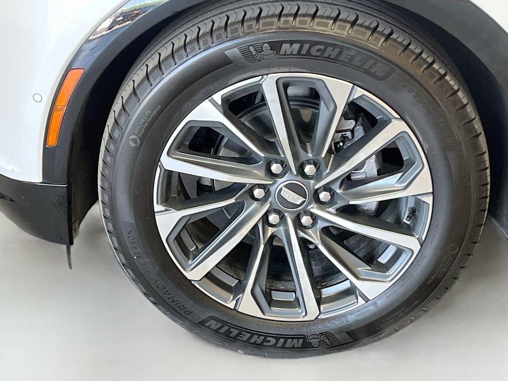 Used 2025 Cadillac Lyriq Sport w/ LPO, Floor Liner Package AWD/4WD image 31