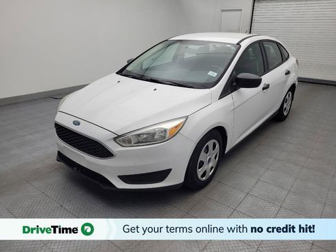 Used 2016 Ford Focus S FWD image 1