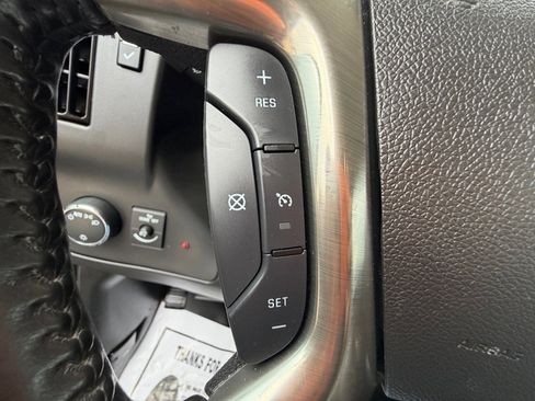 Used 2019 Chevrolet Express 2500 w/ Driver Convenience Package image 20