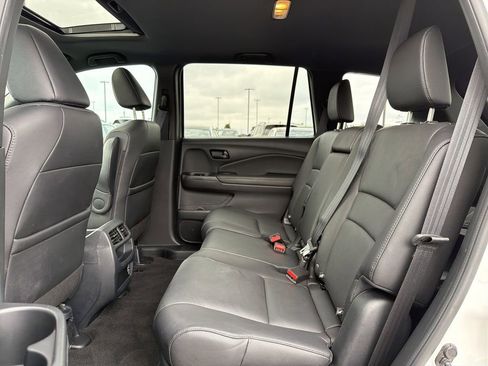 Used 2023 Honda Passport EX-L image 13