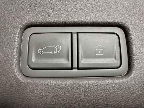 Used 2026 Hyundai Palisade SEL FWD image 6