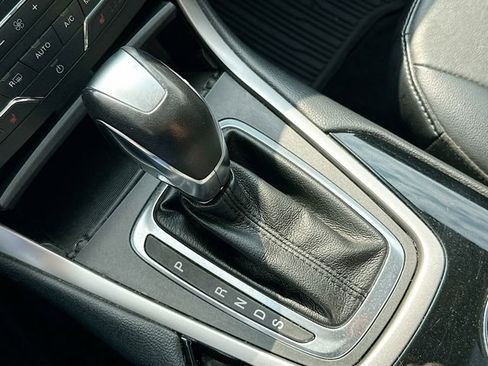 Used 2018 Ford Edge SEL w/ Equipment Group 201A image 18