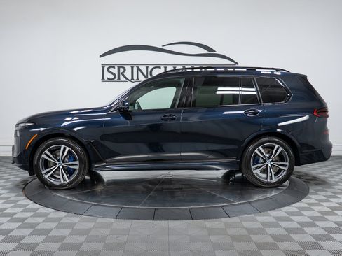 New 2027 BMW X7 xDrive40i w/ M Sport Package AWD/4WD image 8