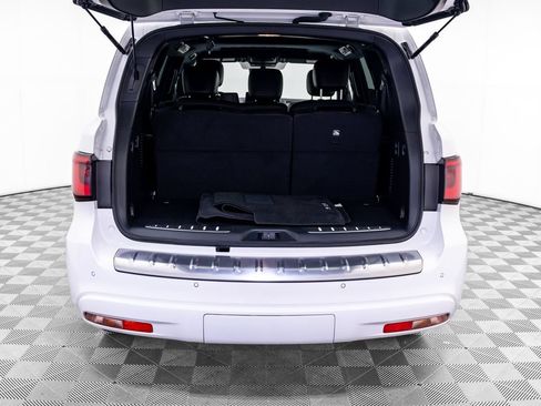 Used 2024 INFINITI QX80 Sensory AWD/4WD image 35