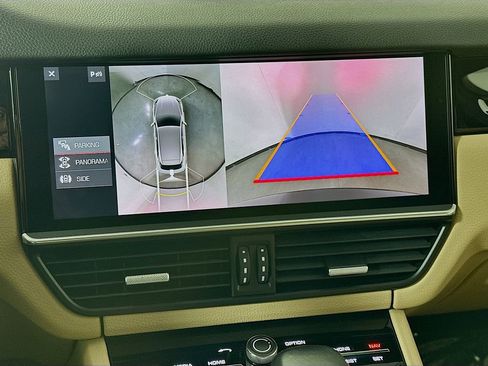 Certified 2019 Porsche Cayenne image 17