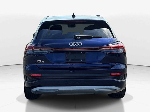 Used 2023 Audi Q4 e-tron Premium Plus w/ Premium Plus image 4