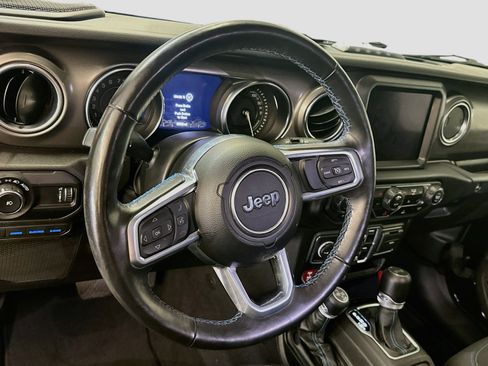 Used 2023 Jeep Wrangler Unlimited Rubicon 4xe w/ Cold Weather Group AWD/4WD image 18
