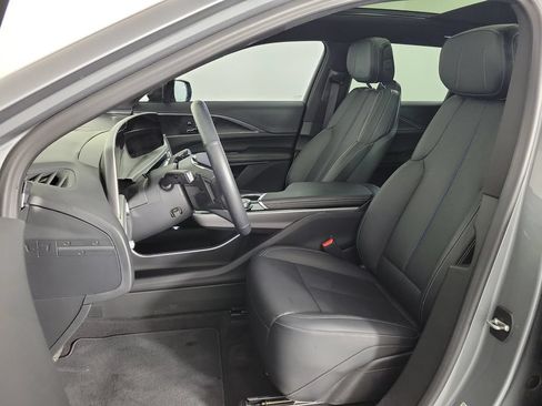 Used 2024 Cadillac Lyriq Sport RWD image 15