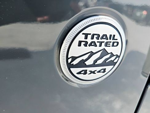 Used 2022 Jeep Gladiator Overland w/ Popular Equipment Package AWD/4WD image 31