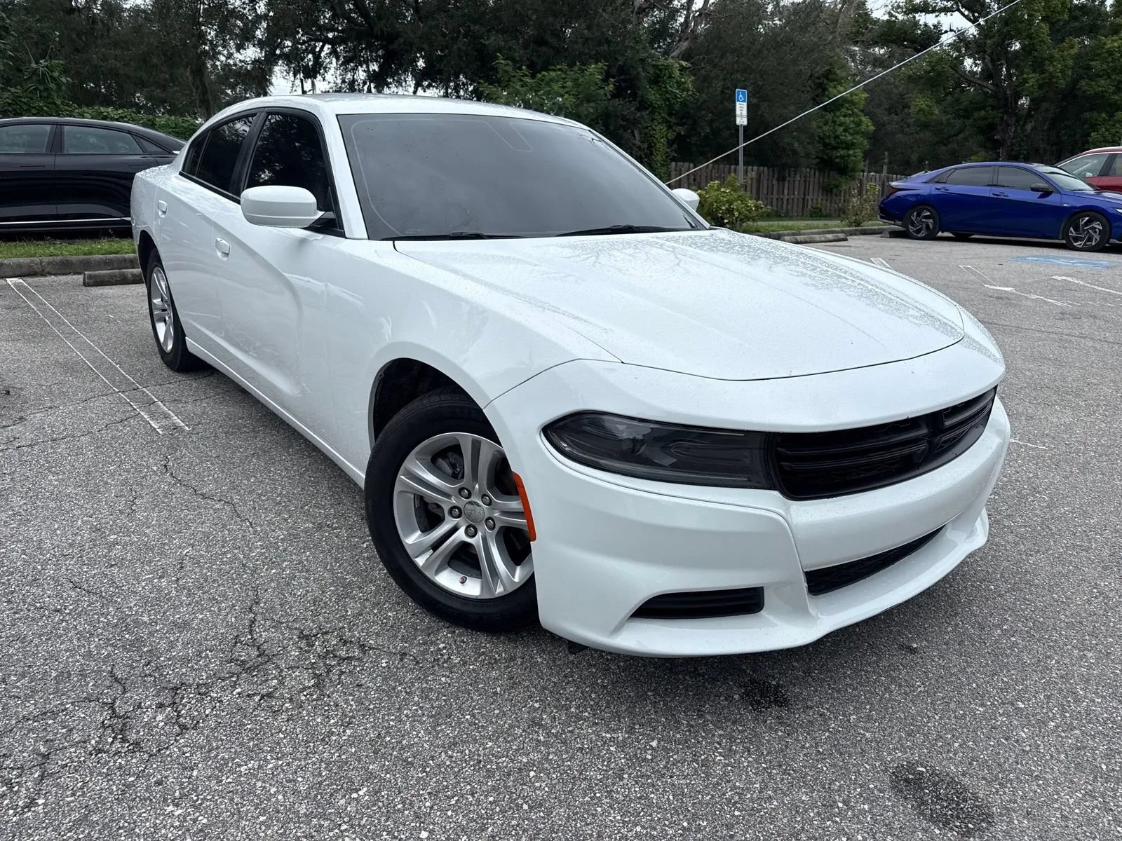 Used 2022 Dodge Charger SXT RWD image 5