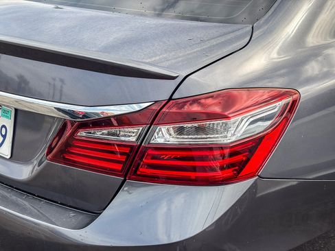 Used 2016 Honda Accord LX image 8