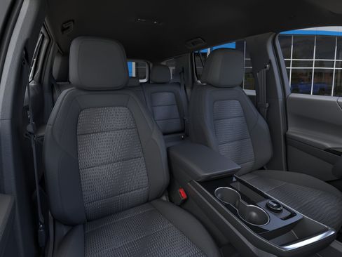 New 2026 Chevrolet Equinox LT w/ Safety and Technology Package FWD image 16