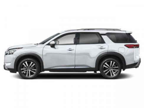 New 2025 Nissan Pathfinder Platinum image 3
