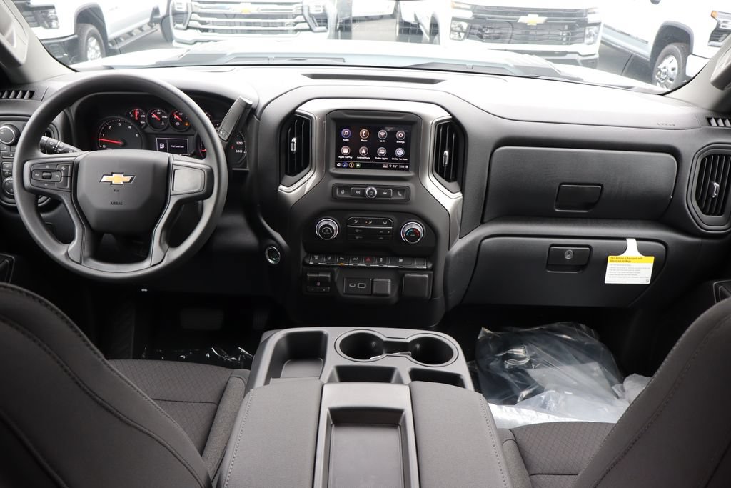 New 2026 Chevrolet Silverado 2500 Custom w/ Custom Value Package AWD/4WD image 16