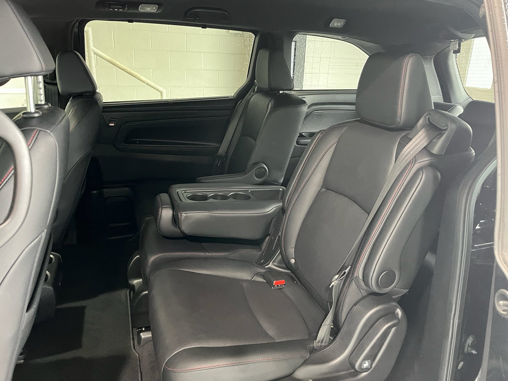 Used 2025 Honda Odyssey Sport-L image 14
