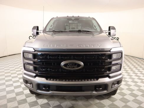 Used 2024 Ford F250 Lariat w/ Lariat Ultimate Package image 10