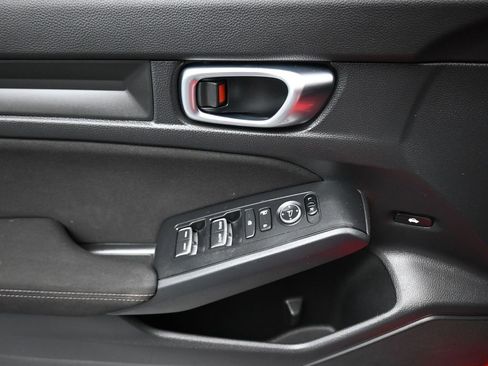 Used 2022 Honda Civic Sport image 10