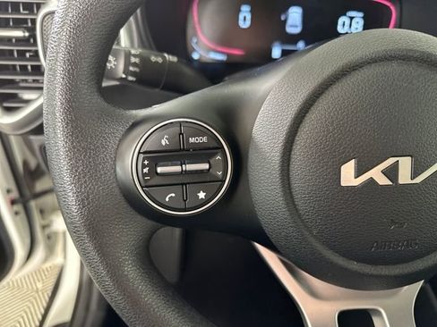 Used 2023 Kia Soul LX image 15