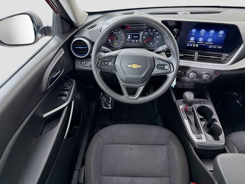 Used 2024 Chevrolet Trax LS FWD image 24