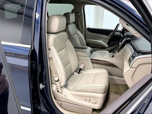 Used 2019 GMC Yukon Denali AWD/4WD image 9