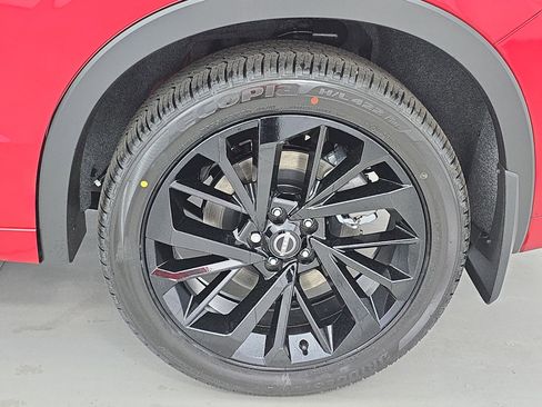 New 2026 Nissan Rogue Platinum AWD/4WD image 34