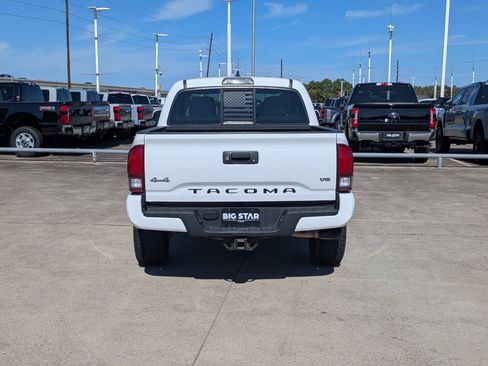 Used 2019 Toyota Tacoma SR5 image 5