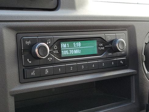 Used 2021 Ford E-350 and Econoline 350 Super Duty w/ Power Windows & Locks Group image 17