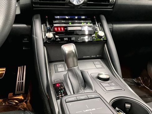 Used 2025 Lexus IS 350 F Sport image 33