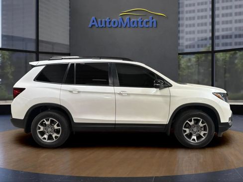 Used 2023 Honda Passport TrailSport image 12