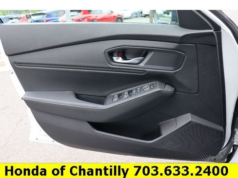 Used 2025 Honda Accord Sport image 22