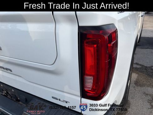 Used 2020 GMC Sierra 1500 SLT w/ Driver Alert Package I AWD/4WD image 10