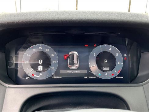 Used 2025 Land Rover Range Rover Velar Dynamic SE image 23