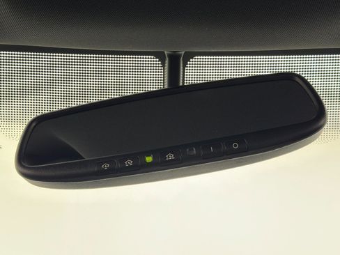 Used 2011 Nissan 370Z Touring image 31