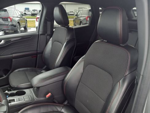 Used 2024 Ford Escape ST-Line AWD/4WD image 14