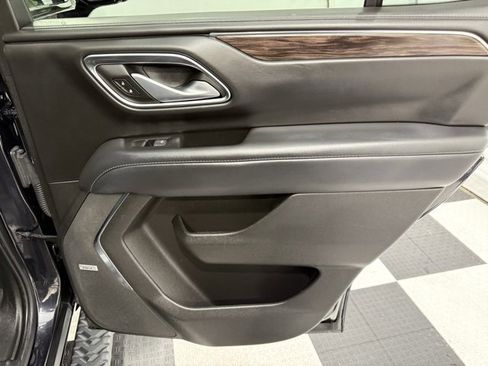 Used 2022 Chevrolet Tahoe Z71 w/ Luxury Package image 26