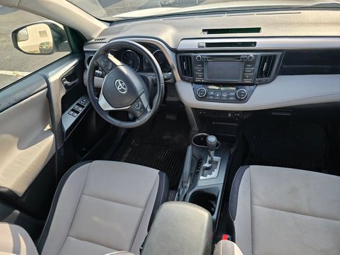 Used 2016 Toyota RAV4 XLE AWD/4WD image 15