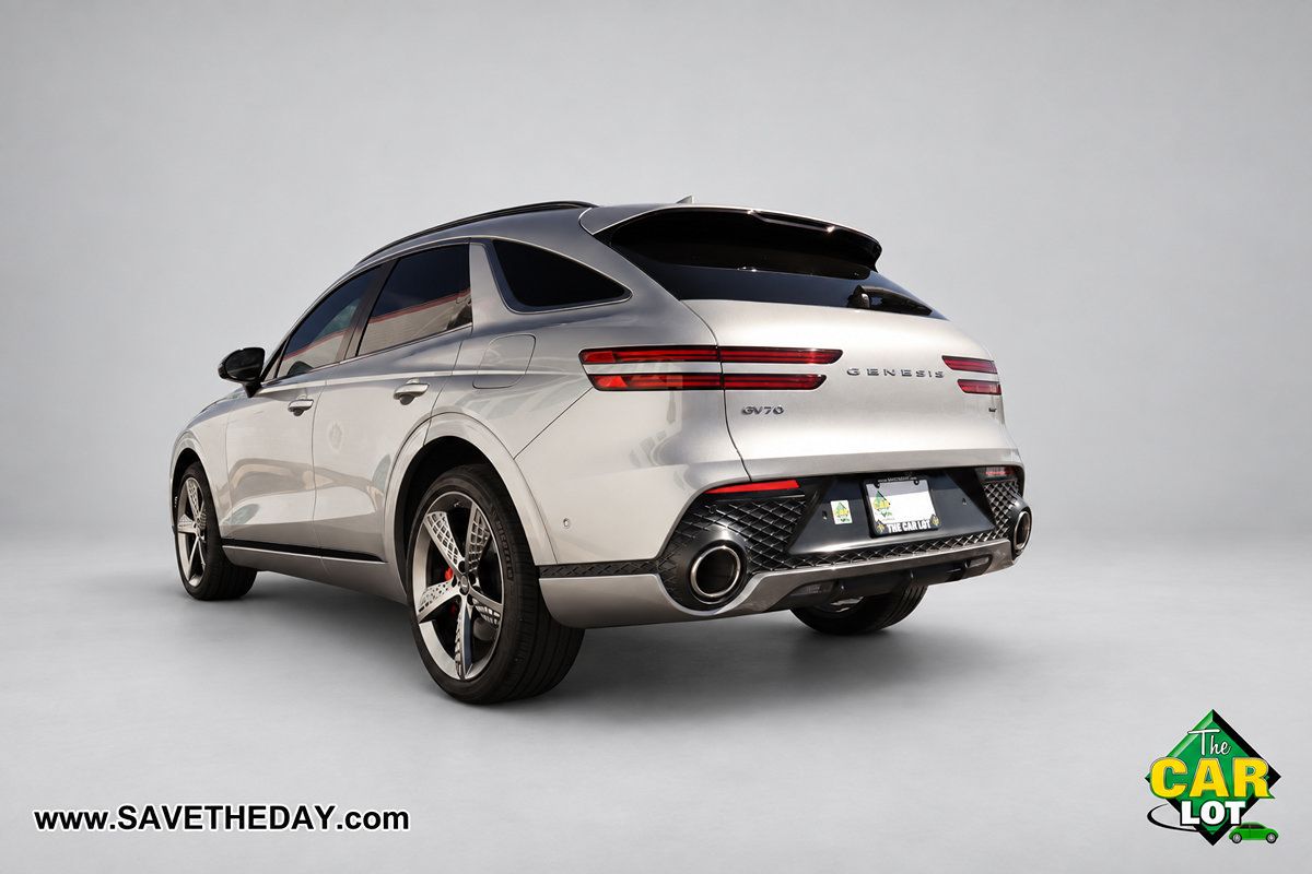 Used 2022 Genesis GV70 3.5T Sport w/ Sport Prestige Package AWD/4WD image 6