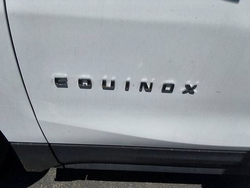 Used 2023 Chevrolet Equinox LS AWD/4WD image 23