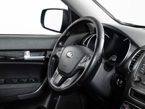 Used 2014 Kia Sorento EX image 25