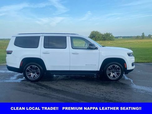 Used 2023 Jeep Wagoneer Series II AWD/4WD image 2