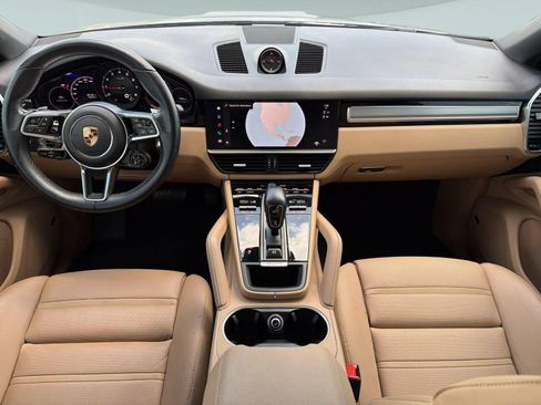 Certified 2023 Porsche Cayenne Platinum Edition AWD/4WD image 16