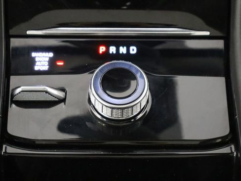 Used 2022 Jeep Grand Cherokee Limited image 30