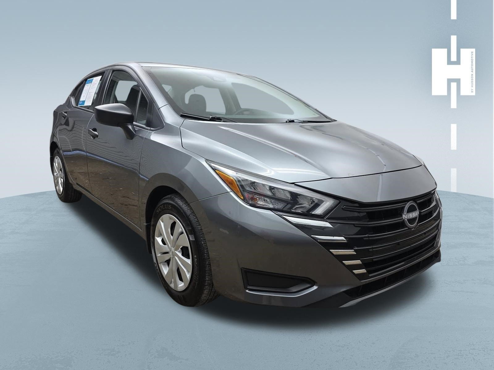 Used 2025 Nissan Versa S w/ Trunk Package FWD image 1
